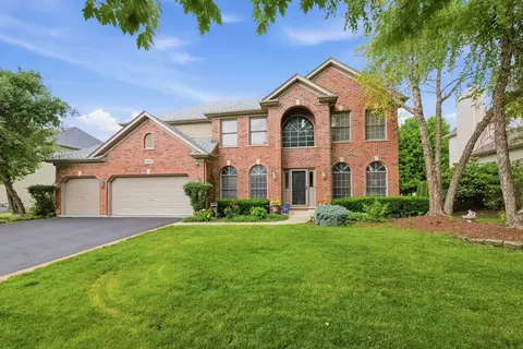 12758 Barrow Ln, Plainfield, IL 60585