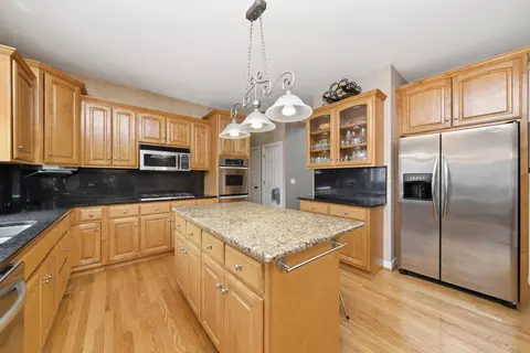 Kitchen - 12758 Barrow Ln, Plainfield, IL 60585 photo 1 of 2
