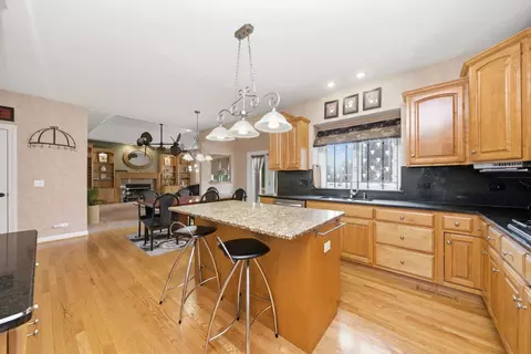 Kitchen - 12758 Barrow Ln, Plainfield, IL 60585 photo 2 of 2