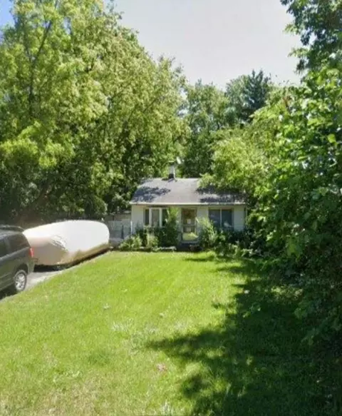 465 Bellaire Ave, Des Plaines, IL 60016