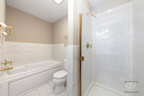 Bath - 22625 Marina Dr, Plainfield, IL 60585 photo 9 of 14