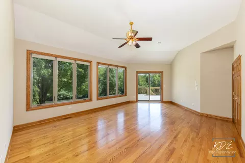 Living - 22625 Marina Dr, Plainfield, IL 60585 photo 10 of 15