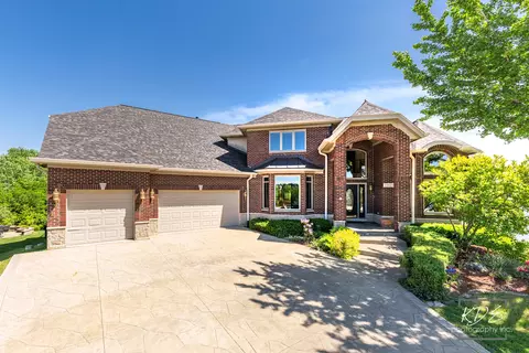 Exterior - 22625 Marina Dr, Plainfield, IL 60585 photo 16 of 29
