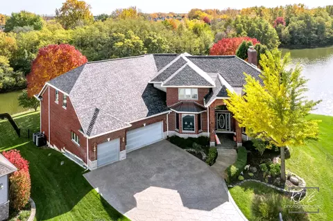 22625 Marina Dr, Plainfield, IL 60585