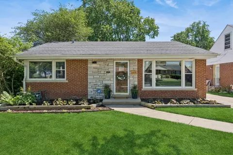 1407 Heidorn Ave, Westchester, IL 60154