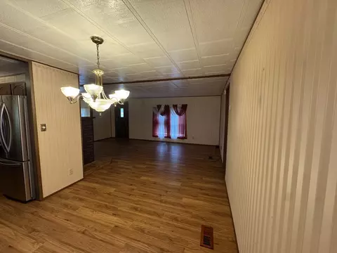 Living - 112 E 6th St, Staunton, IL 62088 photo 3 of 4