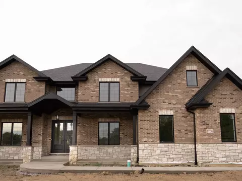 11730 Sandstone Ct, Frankfort, IL 60423