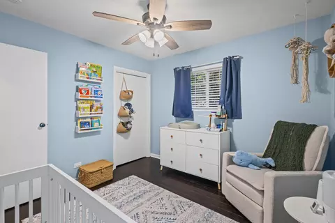 Bedroom - 309 Willow Rd, Wauconda, IL 60084 photo 3 of 4