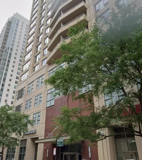 200 N Jefferson St #1807, Chicago, IL 60661
