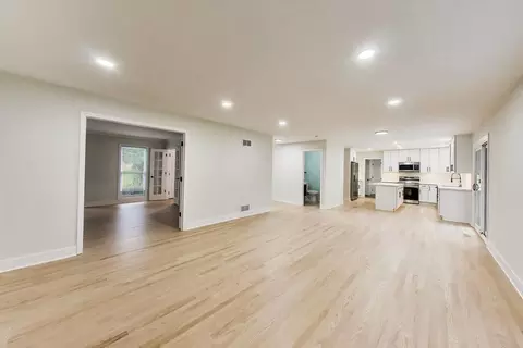 Living - 251 Perth Rd, Cary, IL 60013 photo 1 of 2