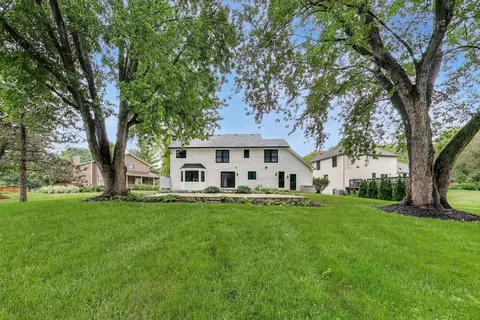 Exterior - 251 Perth Rd, Cary, IL 60013 photo 3 of 3