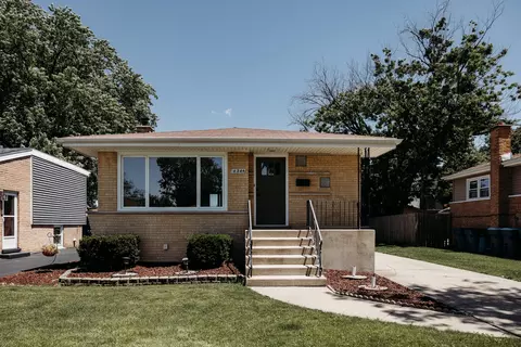 4344 W Linecrest Dr, Alsip, IL 60803