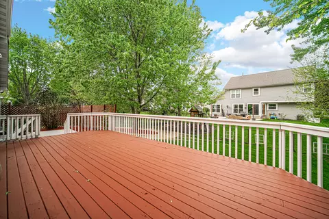 Exterior - 1940 Waverly Ln, Algonquin, IL 60102 photo 2 of 6