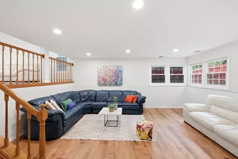 Living - 4310 Forest Glen Dr, Hoffman Estates, IL 60192 photo 3 of 3