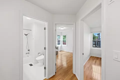 Entry Way - 4310 Forest Glen Dr, Hoffman Estates, IL 60192 photo 3 of 3