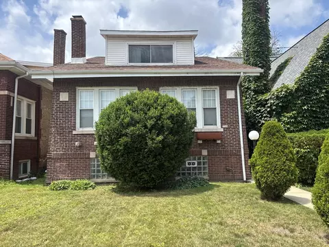 7710 S Euclid Ave, Chicago, IL 60649