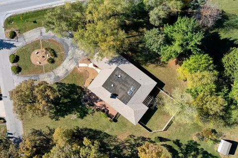 1305 Oaktree Ln, Kankakee, IL 60901 photo 7