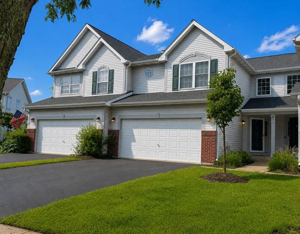 1281 Horseshoe Ln, Bartlett, IL 60103