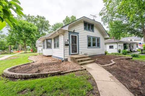 434 Oak St, Glen Ellyn, IL 60137