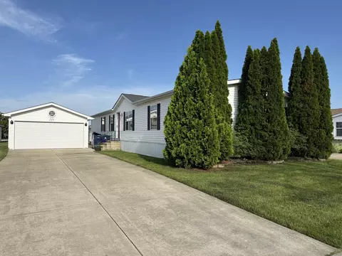221 Begonia Dr, Matteson, IL 60443