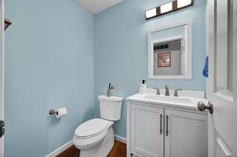 Bath - 3306 Crossgate Dr, Bloomington, IL 61704 photo 1 of 5