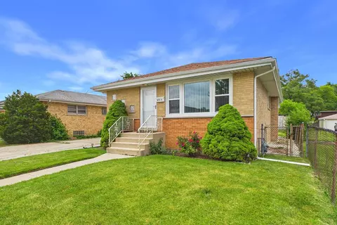 2435 Nona St, Franklin Park, IL 60131