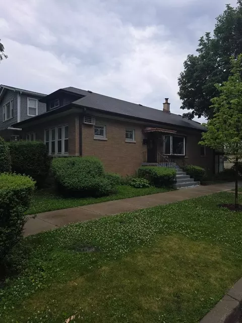 4201 W Ainslie St, Chicago, IL 60630