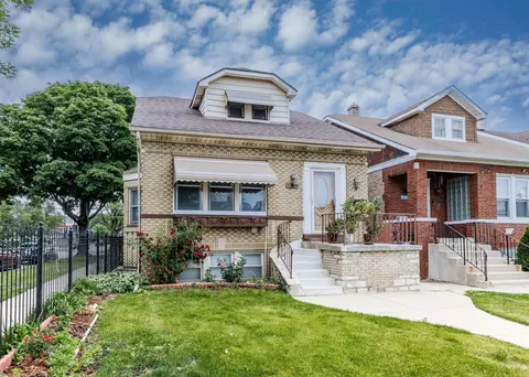 2559 N Parkside Ave, Chicago, IL 60639