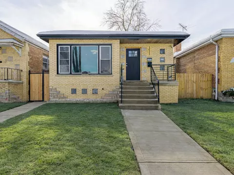 3053 W 77th St, Chicago, IL 60652