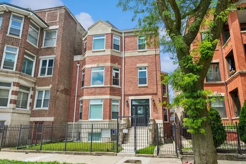 4528 S King Dr #2, Chicago, IL 60653