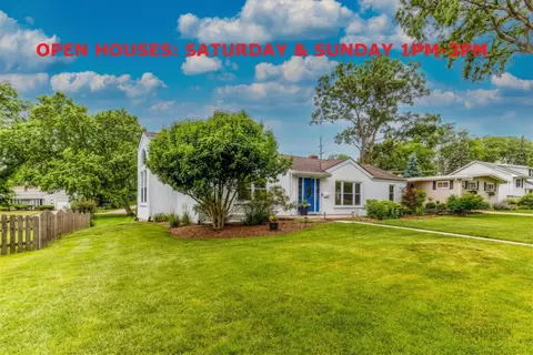 310 S Summit St, Wheaton, IL 60187