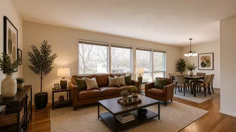 Living - 1360 Devonshire Ln, Hoffman Estates, IL 60169 photo 4 of 11
