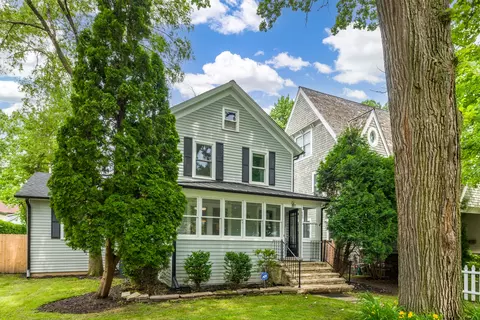 547 Melrose Ave, Kenilworth, IL 60043
