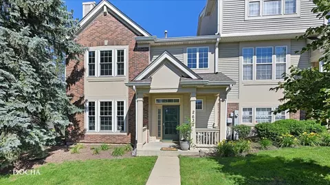 2637 N Greenwood Pl #2637, Arlington Heights, IL 60004