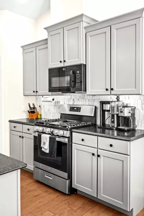 Kitchen - 2600 Fieldstone Ct, Normal, IL 61761 photo 2 of 6