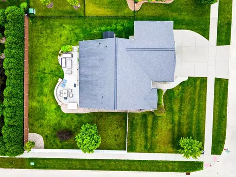 View/Area - 2600 Fieldstone Ct, Normal, IL 61761 photo 3 of 5