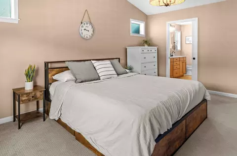 Bedroom - 2600 Fieldstone Ct, Normal, IL 61761 photo 2 of 6