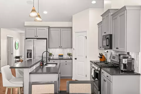 Kitchen - 2600 Fieldstone Ct, Normal, IL 61761 photo 3 of 6