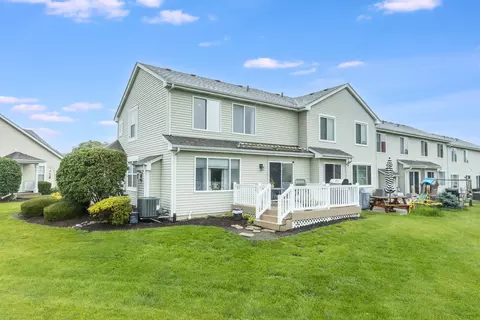 Exterior - 661 Chestnut Rdg, Minooka, IL 60447 photo 3 of 3