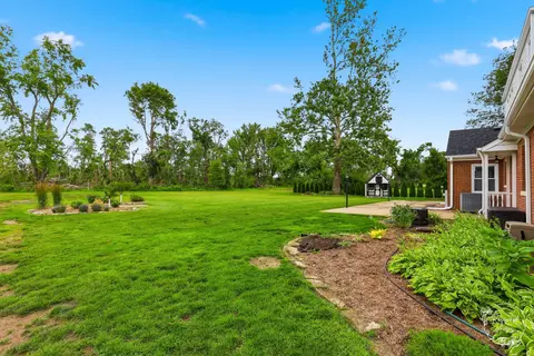 Exterior - 5 Marquette Ln, Kankakee, IL 60901 photo 5 of 5