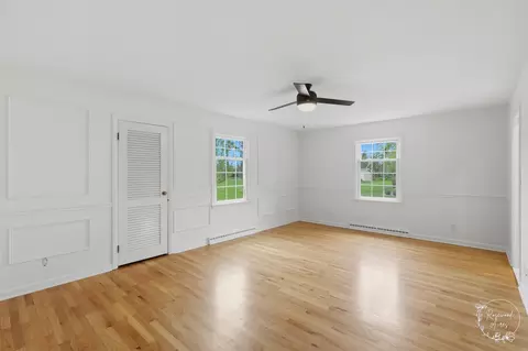 Living - 5 Marquette Ln, Kankakee, IL 60901 photo 3 of 3