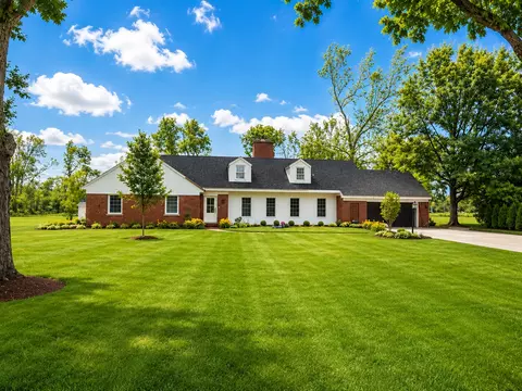 Exterior - 5 Marquette Ln, Kankakee, IL 60901 photo 2 of 5