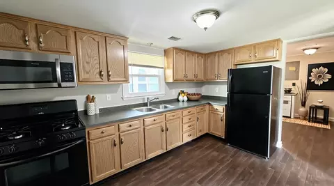 Kitchen - 3512 John St, Steger, IL 60475 photo 1 of 2