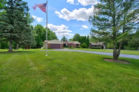 14385 W Sheryl Lynn Dr, Wadsworth, IL 60083