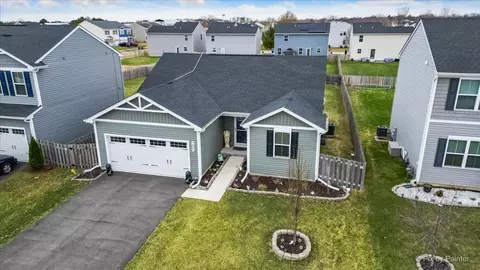 205 Buckeye St, Waterman, IL 60556