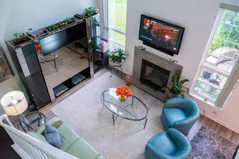 Living - 103 Hampton Blvd, Lake Bluff, IL 60044 photo 1 of 1