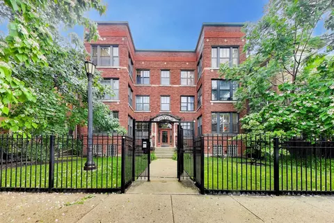 4428 N Malden St #3N, Chicago, IL 60640