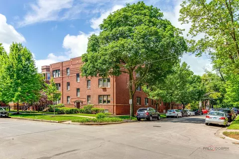 1949 W Argyle St #3, Chicago, IL 60640