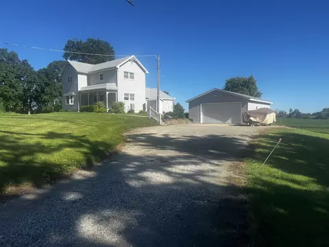 10100 Rock Rd, Fenton, IL 61251