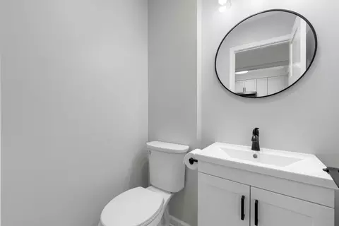 Bath - 15622 Millard Ave, Markham, IL 60428 photo 1 of 2